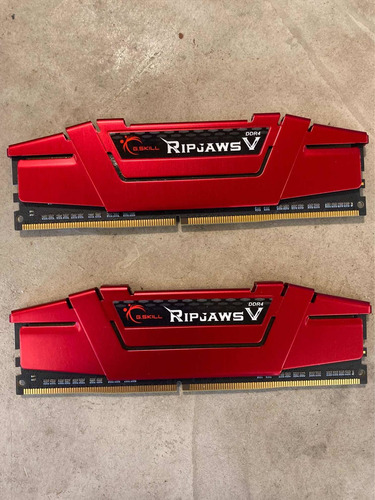 Imagem 1 de 3 de Memória Ram G.skill Ripjaws V Ddr4 3000mhz 16gb(8x2)
