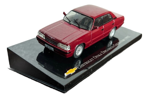 Miniatura Chevrolet Opala Diplomata Collectors 1973 1:43