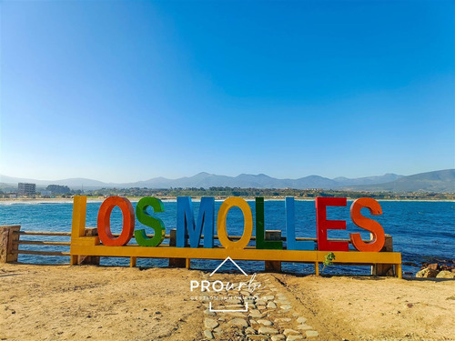 Turístico En Venta Los Molles, La Ligua, 5 Cabañas Y Más.