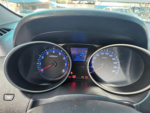Hyundai Tucson 2.0 LM GL AC 2AB ABS
