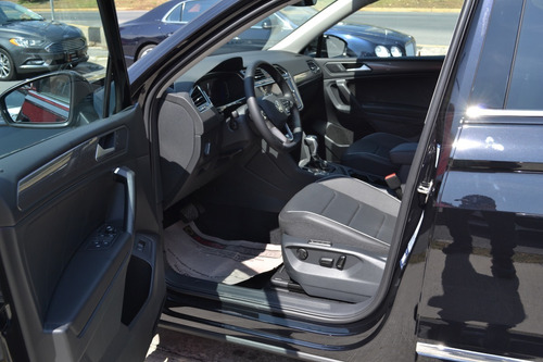 Imagen 8 de 12 de Volkswagen Tiguan R Line 2022