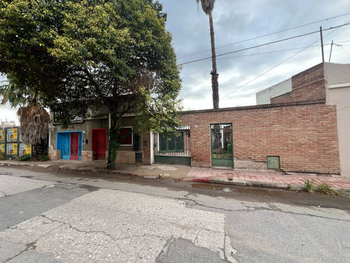 Casa En Venta A Reciclar B Observatorio - Frente Tribunales Ii