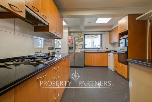 Moderno Duplex Barrio El Golf 4d. Quincho Privado