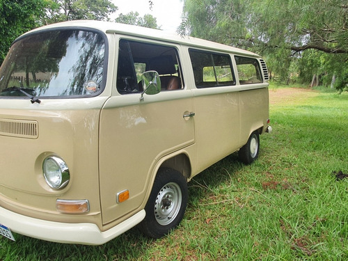 Imagem 14 de 21 de Volkswagen Kombi 2004 1.6 Std 3p Gasolina