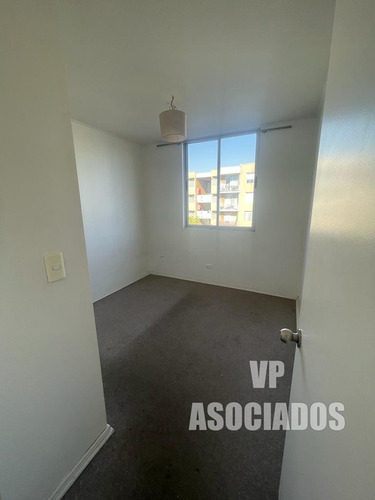 Venta Depto 3d-1b Y Box En Tercer Piso, Puente Alto.
