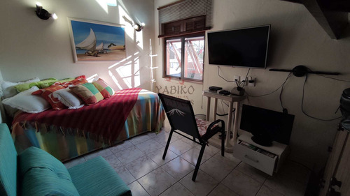 Imagem 28 de 29 de Casa De Condomínio Fechado De Alto Padrão Em Frente A Praia. - V687