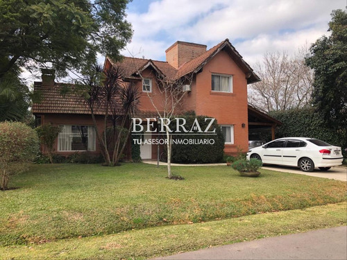 Casa  En Venta Ubicado En La Delfina, Pilar, G.b.a. Zona Norte