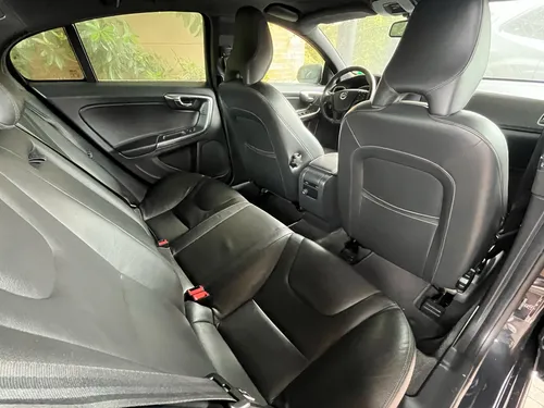 Volvo S60 T5 2.0cc At Aa 4x2