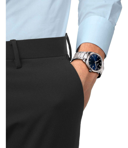Reloj Tissot Pr100 Classic Correa Plateado Fondo Azul