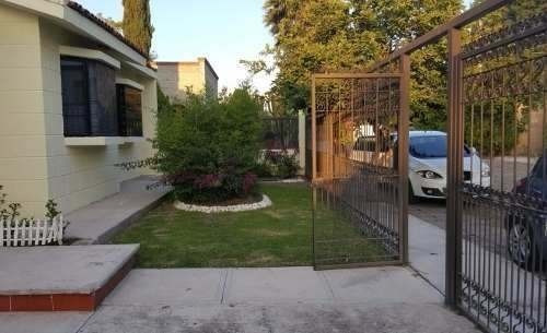 Colinas Del Bosque, Una Planta, T.550 M2, 3 Recámaras Jardín