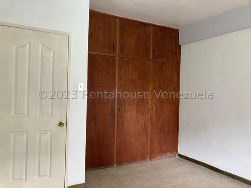 En Venta Apartamento En Chacao. Cod Flex: 24-3112
