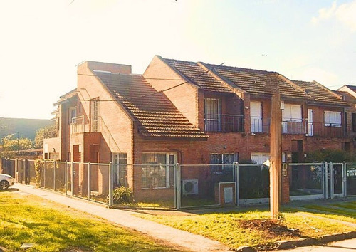 Duplex 3 Dormitorios Escritorio Lavadero Jardin