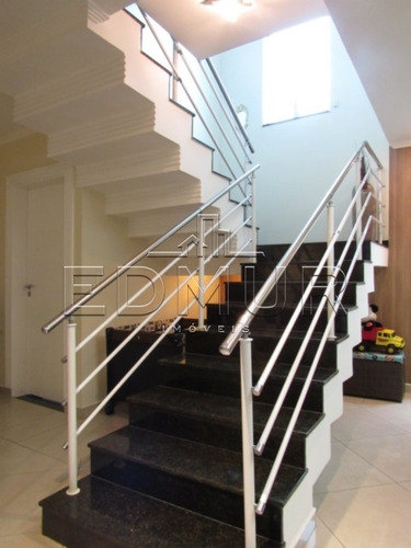 Sobrado - Vila Arapua - Ref: 21173 - V-21173