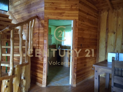 Imagen 16 de 28 de Venta De Casa C/ Parcela , 2 Pisos , Caburgua