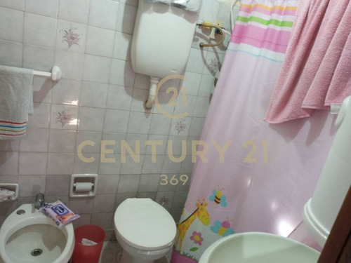 Venta O Permuta Casa,con Apart ,chimenea !!