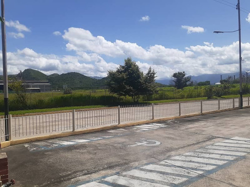 Se Vende Galpòn En La Zona Industrial El Nepe, Municipio Guacara A 500 M De Ciudad Traki. - Ivlp