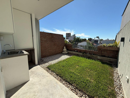 Casa/duplex 4 Ambientes En Venta - Villa Devoto - Con Terraza, Patio, Jacuzzi Y Garage