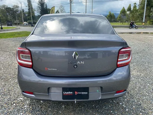 Renault Logan LIFE + MT 1.6 4X2