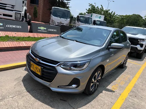 Chevrolet Onix 1.0T Premier Hatch At
