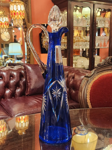 Antiguo Botellón De Cristal Tallado Azul Encamisado