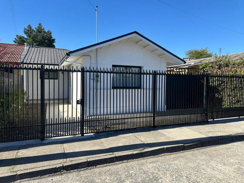 Arriendo Casa Recién Remodelada, A Cuadras Nuevo Hospital