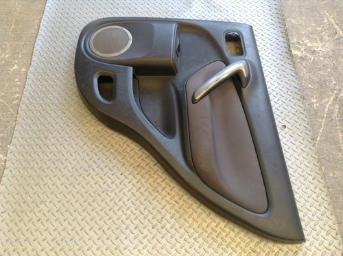 Tapa Puerta Trasera Derecha Toyota Rav4 Mod 03-05 Original (Usado)