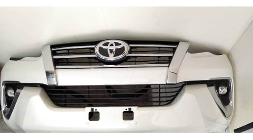 Parachoque Delantero Toyota Fortuner Dubai Original!!!