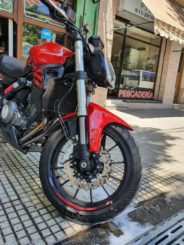 Imagen 4 de 17 de Benelli 302 S