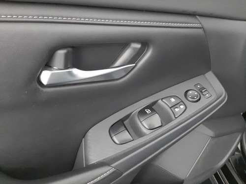 Imagen 11 de 15 de Nissan Sentra 2020 2.0 Advance Mt