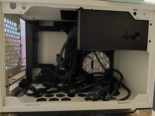 Gabinete Mini-itx Inwin A1 Plus Blanco Con Argb (Usado)