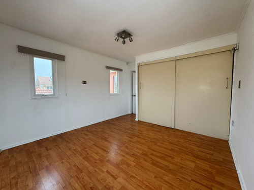 Casa En Arriendo Serena Oriente En Pasaje 4dor/3 Baños!