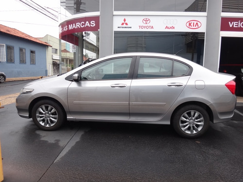Imagem 3 de 9 de Honda City Lx 1.5 Automático Flex