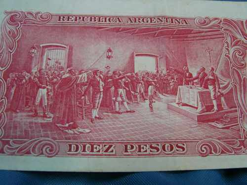 Billete Diez Peso Colorados Con La Imagen De San Martin