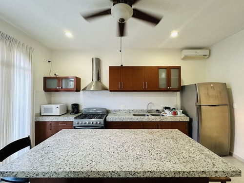 Casa En Venta En Benito Juarez Norte, Merida.