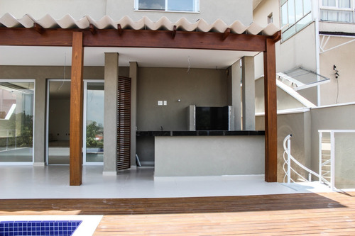 Imagem 16 de 21 de Rrcod3499 - Casa 390mts Condominio Residencial 5 - 4 Suítes - 6 Vagas (nunca Habitada) - Oportunidade - Ótima Localização - Rr3499 - 69404036