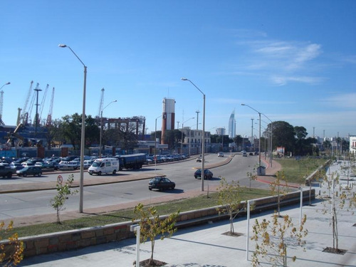 Venta Edificio Apartamentos Y Local Comercial En Rambla Puerto