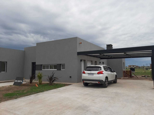 Casa Con 3 Dormitorios Y Pileta En La Alameda, Canning