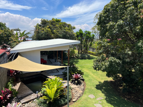 Vendo Hermosa Propiedad En Ángeles De San Rafael Heredia, Elegante Casa Y Amplias Zonas Verdes