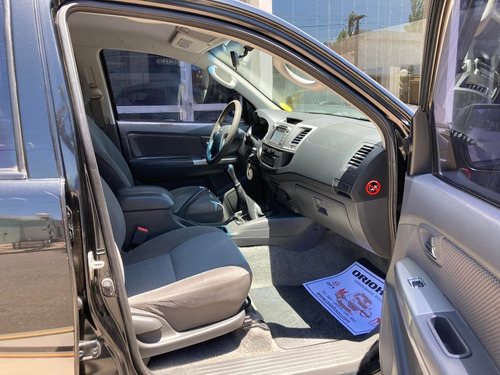 Imagen 8 de 15 de Toyota Hilux D/cabina 3.0 Tdi Manual Srv 4x2 Año 2012
