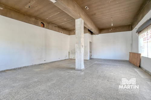 Venta En Block 2 Locales Y 1 Vivienda. Excelente Zona Comercial.
