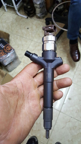 Imagen 4 de 5 de Inyectores Usados L200 Sportero
