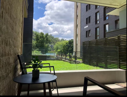 Hermoso Departamento En 1º Linea. En Exclusivo Condominio.