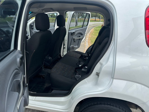 Fiat Uno 1.0 Vivace Celeb. Flex 5P