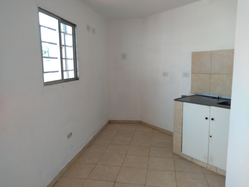 Alquiler - Ph 2 Ambientes Planta Alta Con Patio