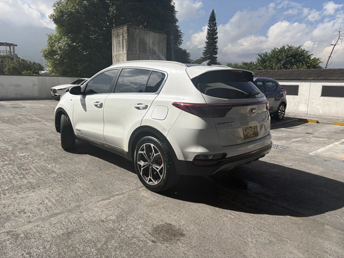 Kia Sportage 2.0L Gt Line 4X4 At