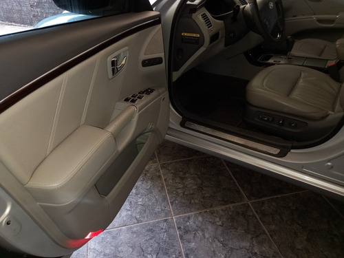 Imagem 13 de 15 de Hyundai Azera 2010 3.3 Gls Aut. 4p