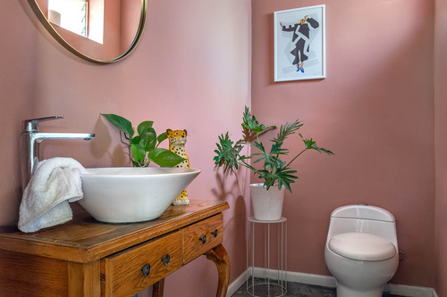 Casona Clásica Remodelada Con Amplio Estudio Y Espacios