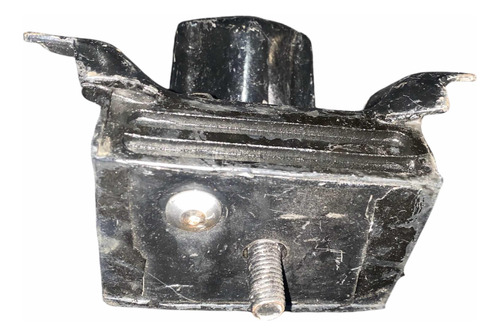 Base De Motor F300 6cil 74/84 Derecha