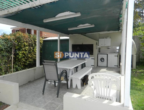 Imagen 8 de 10 de Casa En Alquiler