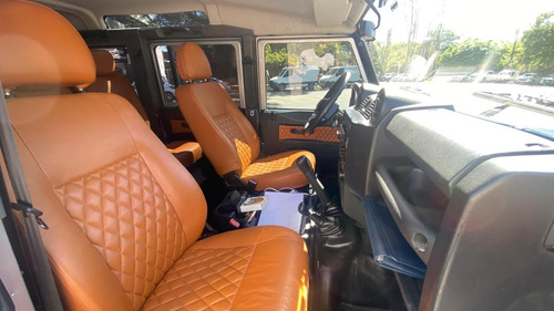 Land Rover Defender 2.4 Sw 110 7s